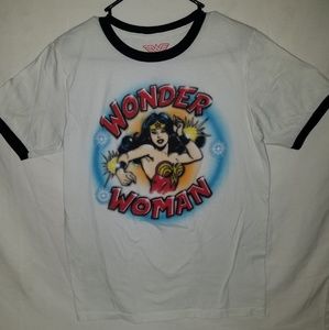 Wonder women t shirt
